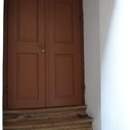 Casa Krone - Piata Sfatului Apartahotel *